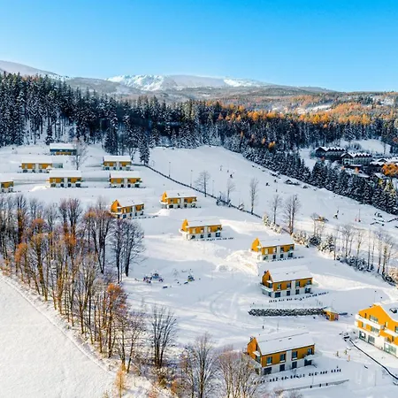 Wonder Mysliwska - Przy Stoku Karpatka - Na Terenie Kompleksu Plac Zabaw, Zewnetrzna Silownia I Sklep * カルパッチ