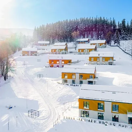 Wonder Home: Cozy With Private Terrace Near Trails And Slopes Apartment