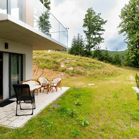 Wonder Mysliwska - Przy Stoku Karpatka - Na Terenie Kompleksu Plac Zabaw, Zewnetrzna Silownia I Sklep *