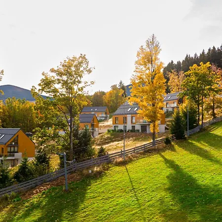 Wonder Home: Cozy With Private Terrace Near Trails And Slopes Apartment