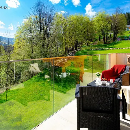 Wonder Home: Cozy With Private Terrace Near Trails And Slopes Apartment *