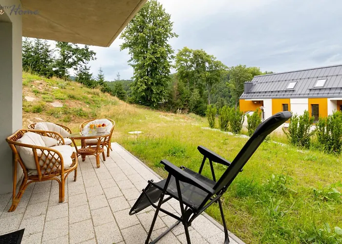 Wonder Home: Cozy With Private Terrace Near Trails And Slopes Apartment