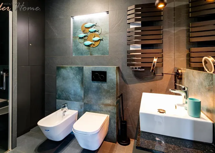 Wonder Home: Cozy With Private Terrace Near Trails And Slopes