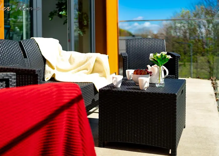 Wonder Home: Cozy With Private Terrace Near Trails And Slopes Apartment *